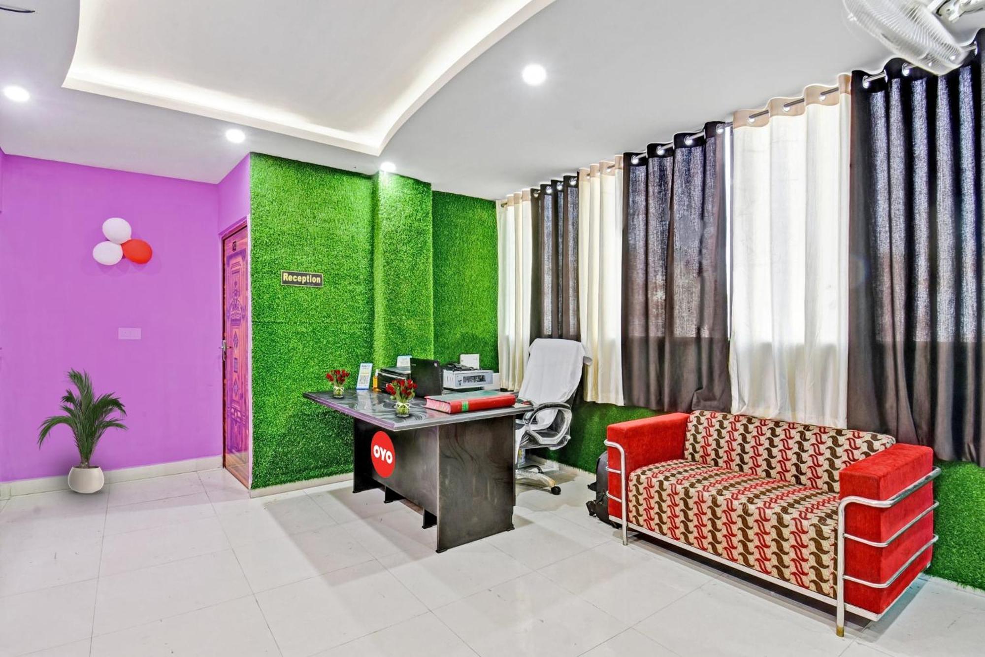 Hotel O Lotus Inn Danapur エクステリア 写真